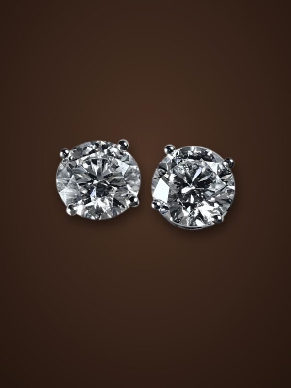 Solitaire studs · 2 ct